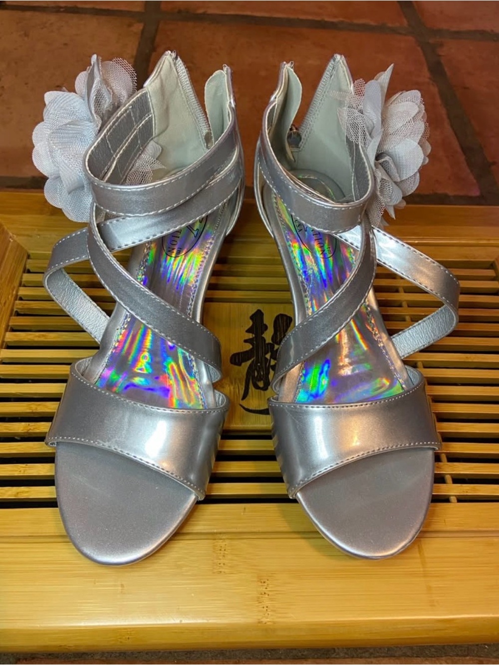 GENERATION Y Silver Flower Dress Sandals with Holographic Insole